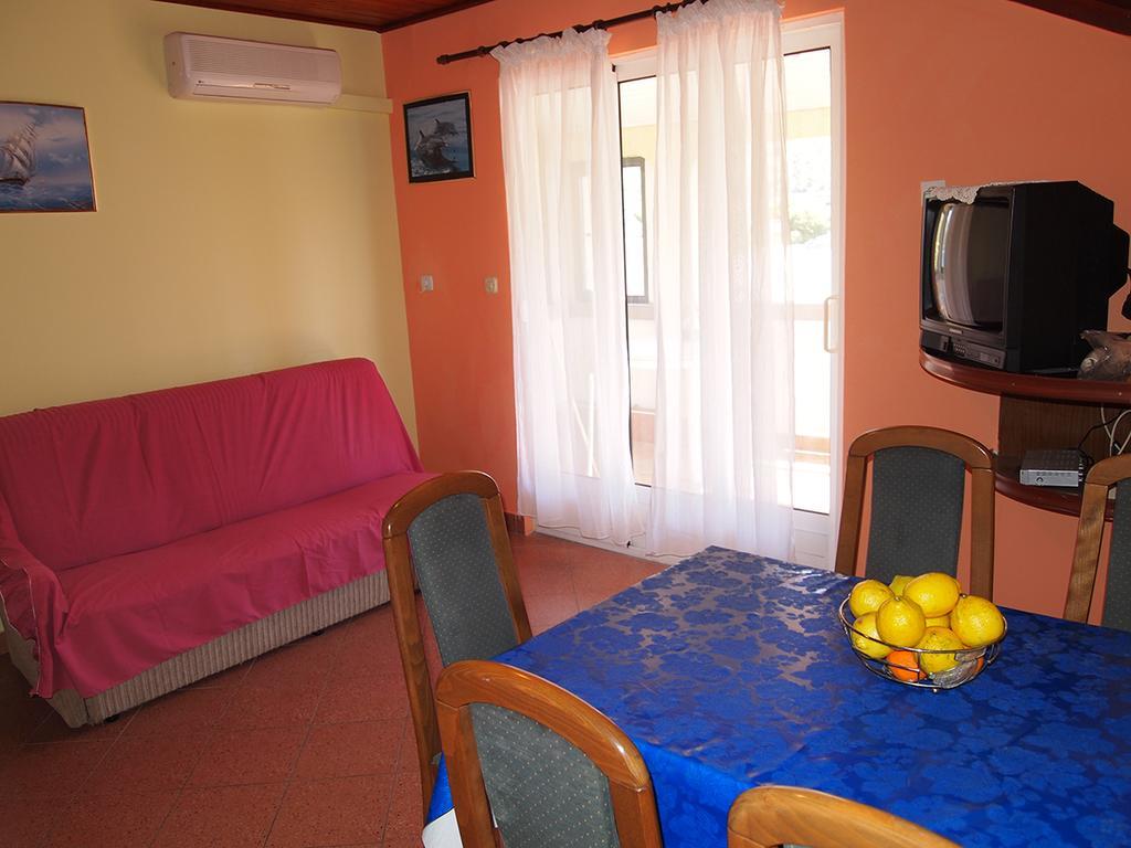 Apartmani Delfin Grebaštica 外观 照片