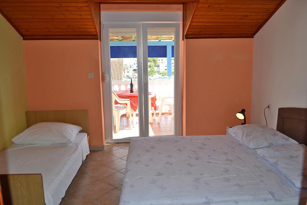Apartmani Delfin Grebaštica 外观 照片
