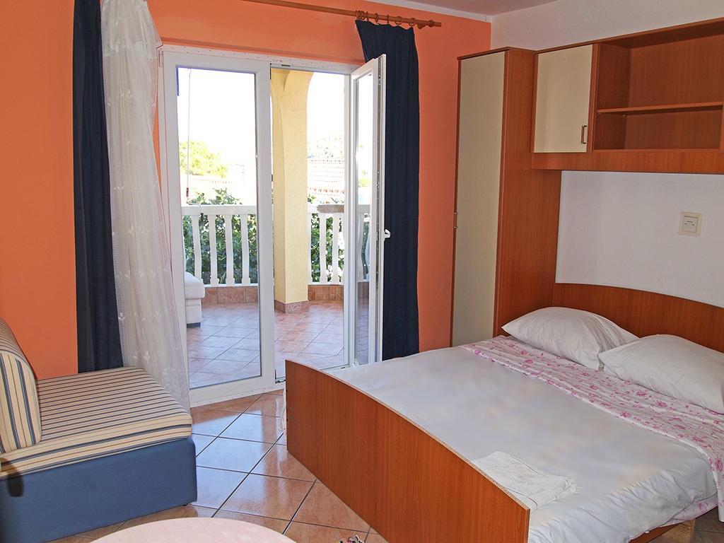 Apartmani Delfin Grebaštica 外观 照片