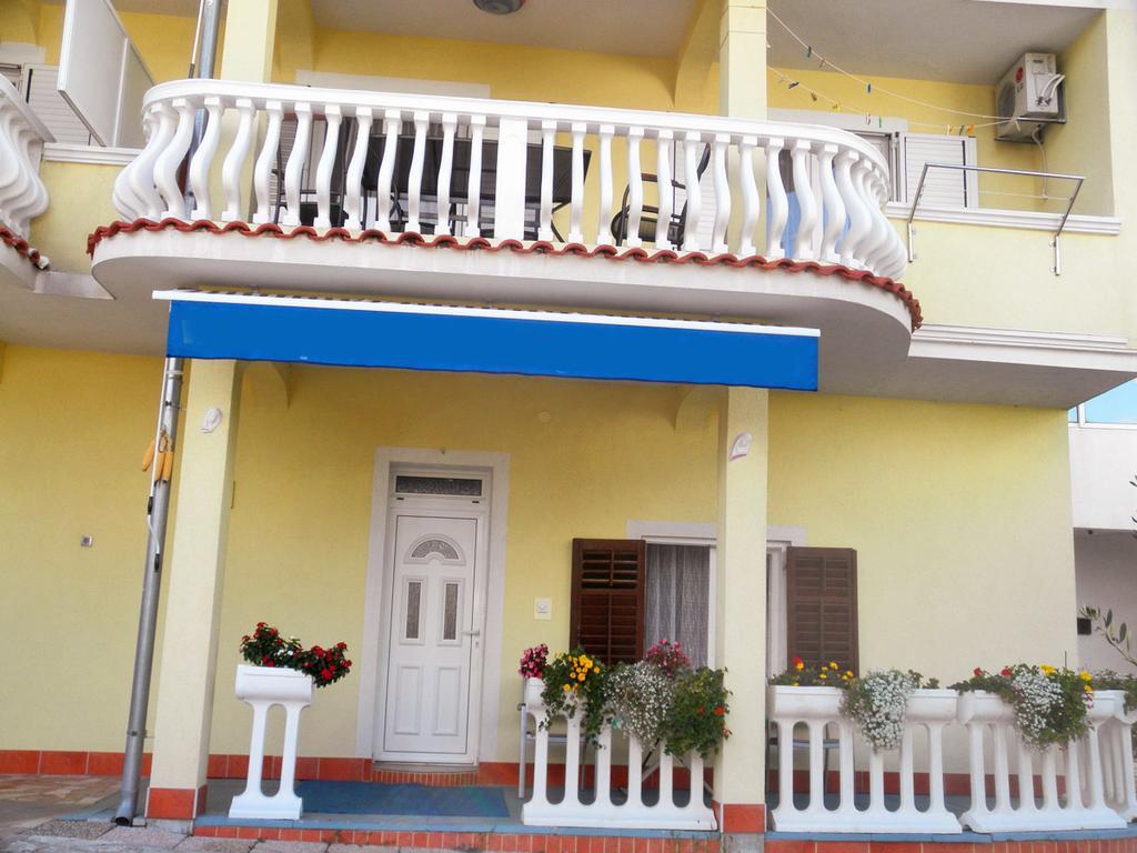 Apartmani Delfin Grebaštica 外观 照片